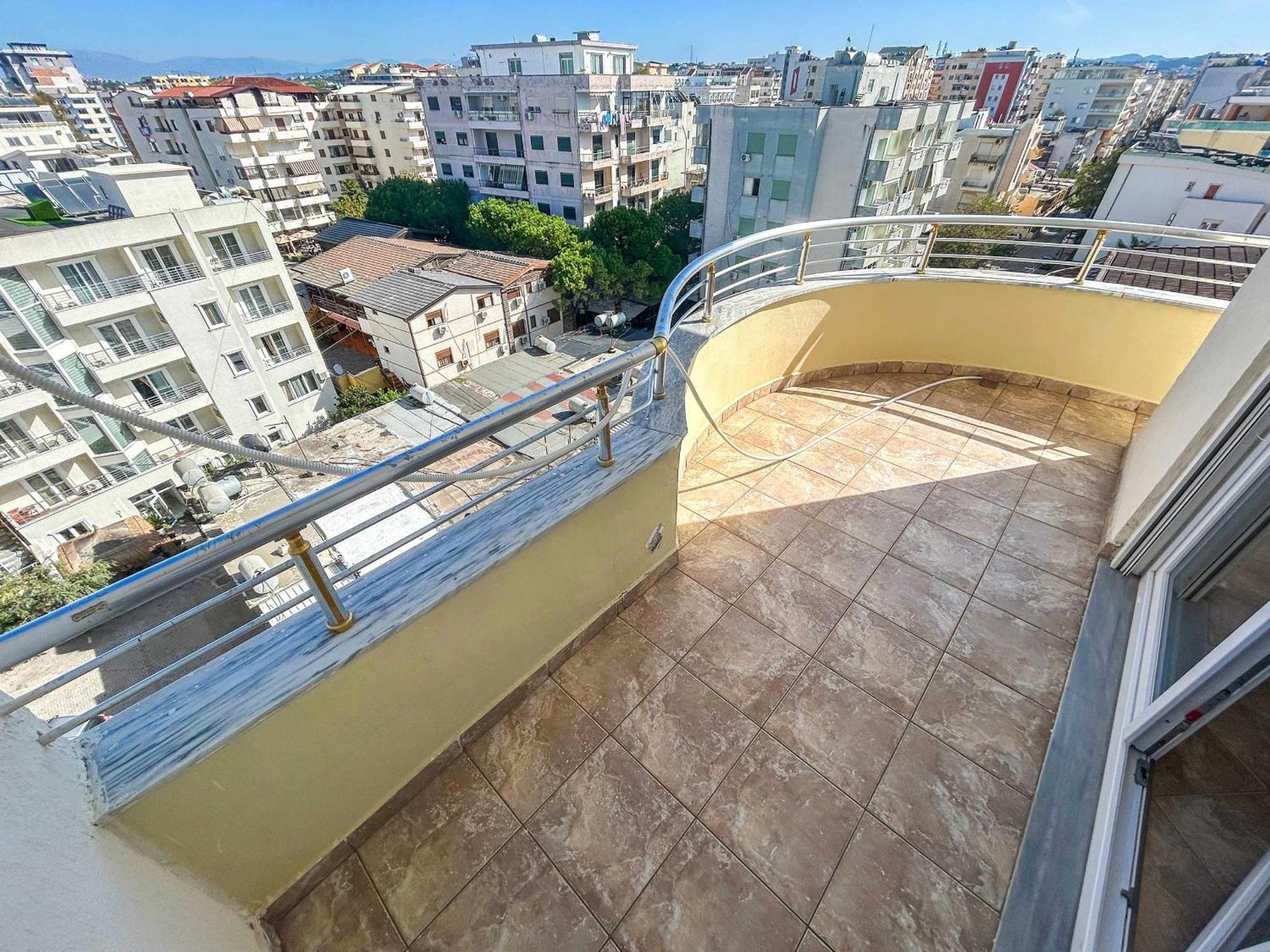 Divine 642 Lägenhet Durrës Exteriör bild